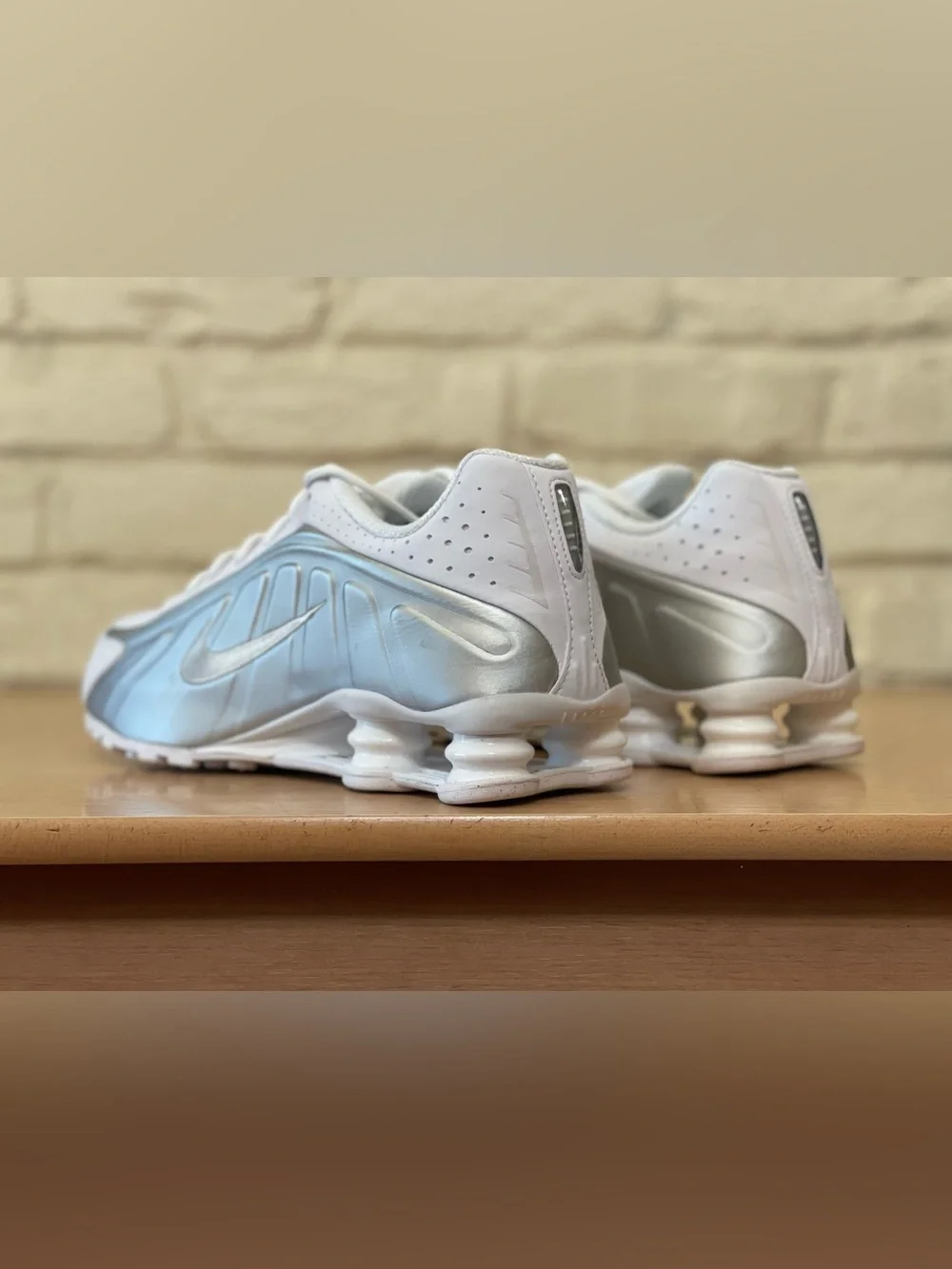 Nike shox r4